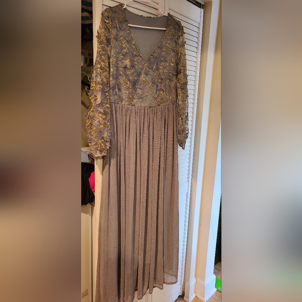 Brand New TOPGEvenings Women's Long Dress 3/4 Sleeve Mother of The Bride Dress